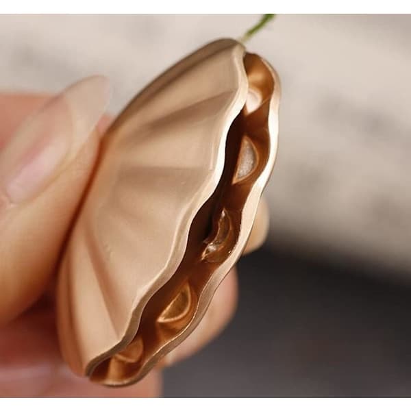 \"QD\" Incense Burner, Shell Shaped Incense Holder with Detachable Ash Catcher