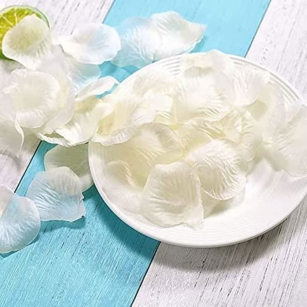 /QD/5000 st Konstgjorda Kronblad Non-Woven Tyg Bröllop Alla hjärtans dag Festdekoration Rosenblad, Gräddvit