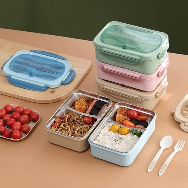 Lunchlåda RVS – 2 Fack – Med Bestick – Läcksäker – Diskmaskinsäker – Bento Box – Khaki – 21,3 x 14,5 x 7,5 cm