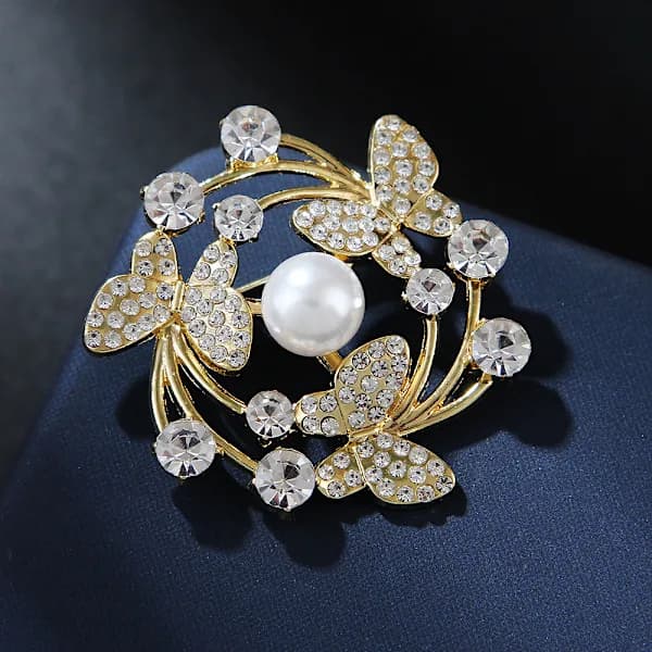 Perlebroche diamantkrans tre sommerfugle
