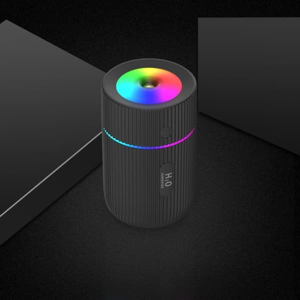 Ilmankostutin värikkäällä LED-valolla Musta