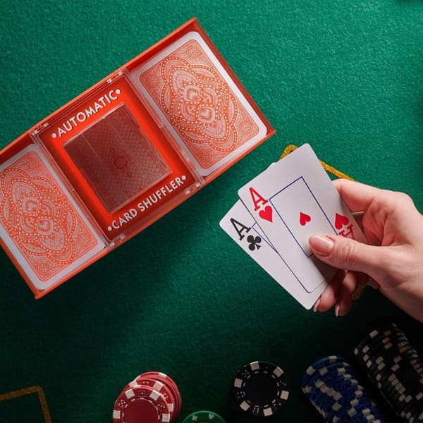 Elektrisk kortblander til 2 kortspil