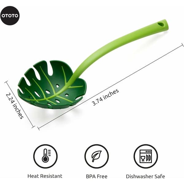 Spoon, kitchen utensil for cooking, baking and mixing (green)