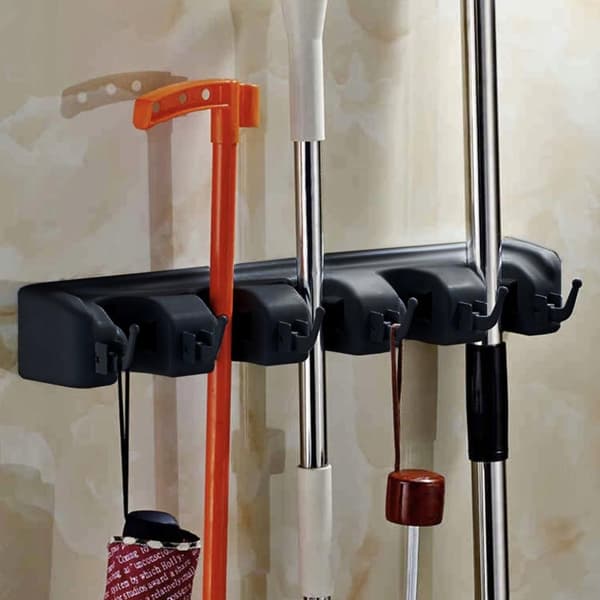 Holder til børster, stokke, værktøj - 5 pladser + kroge