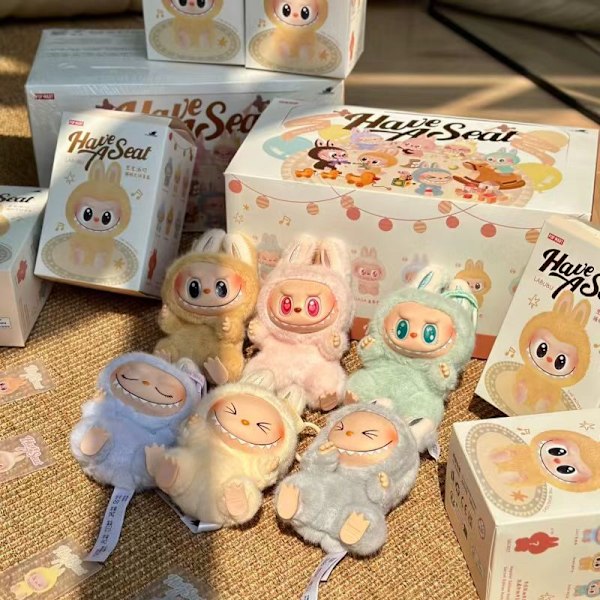 Labubu Dukke Første Generation Labubu Nøglering Mart Høj Kvalitet Macaron Blind Box Plyslegetøj Monster Labubus La Bubu Original D