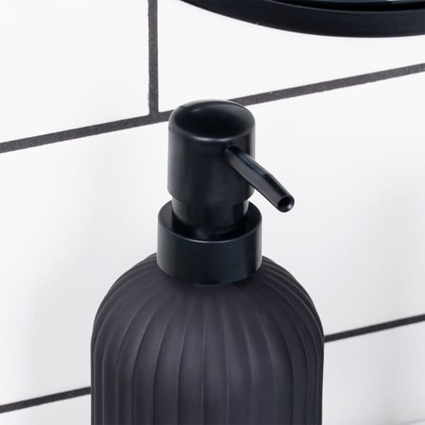 Elegant sort sæbedispenser i glas til køkken & badeværelse