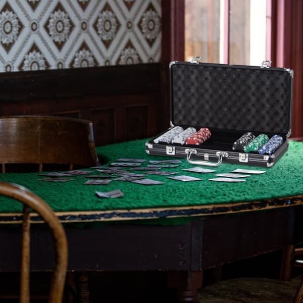 Pokersett med 300 sjetonger