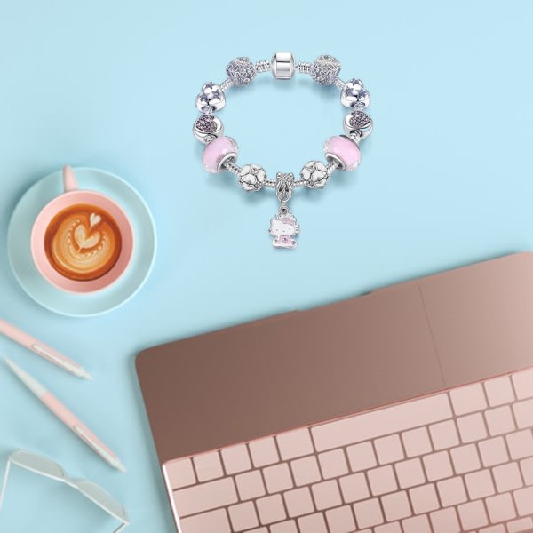 Hello-Kitty hängsmycke Armband Snygga oregelbunden pärlor Handledstillbehör för dagligt bruk Cat 19cm