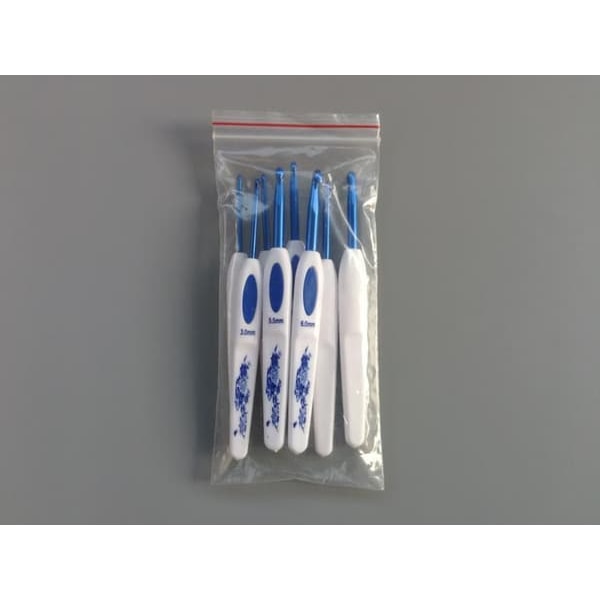 N141 - Set med 8 snygga ergonomiska virknålar Blå / Vit_qq