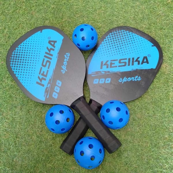 Premium Pickleball -setti, jossa 2 Kesika-mailaa ja 4 palloa - Kestävä, kevyt ja kannettava kantolaukun kanssa koko perheelle, sekä lapsille että aikuisille_qq