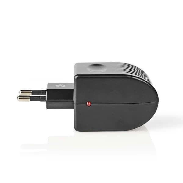 Nedis Spændingsomformer 220V - 12V