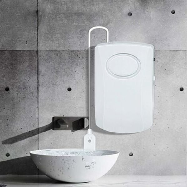 QQU-130dB Vandlækagealarm, 95CM Langt Kabel med Sensor, Hjemmesikkerhed Vandlækagedetektionsalarm, Batteri Inkluderet
