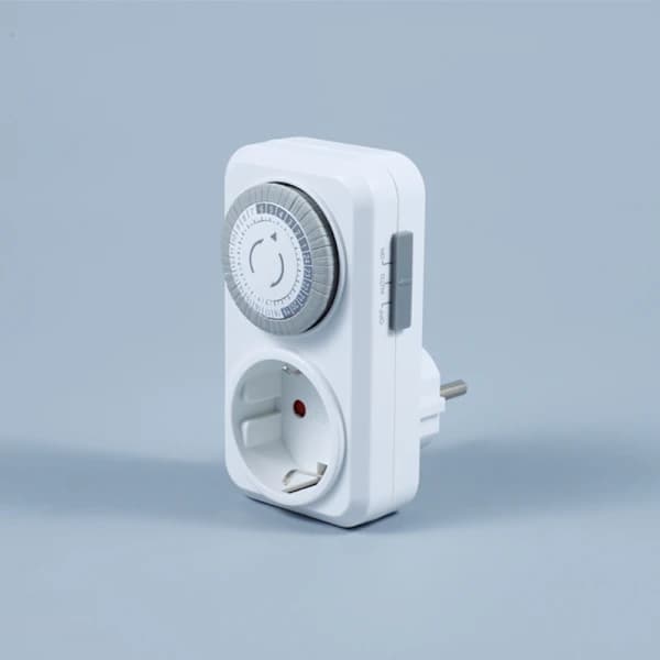 Timerstikdåse, mekanisk plug-in timer, energibesparelse 30 minutter til 24 timer