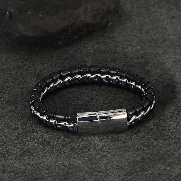 \"QD\" Armband för pojkar i äkta läder, svart. Titan silverkedja med magnetlås, 18,5 cm