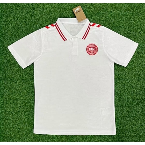 [QD] Danmarks fodboldtrøje til EM 2024 (XL, 1)