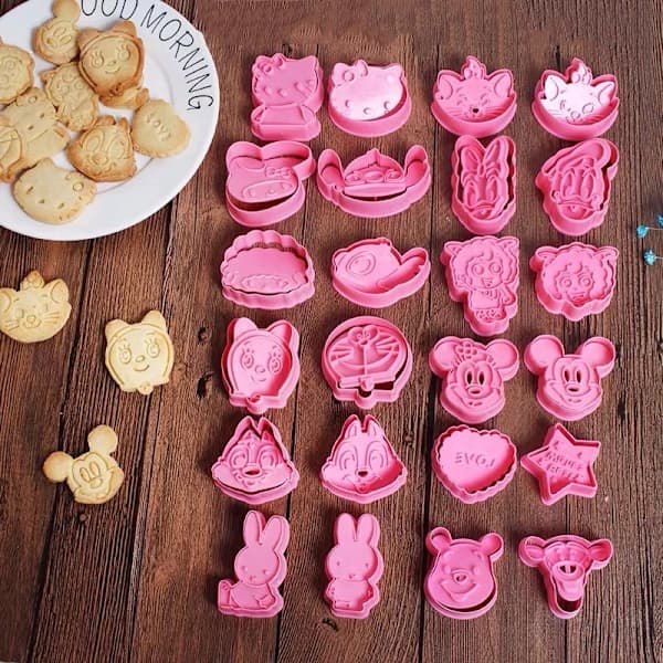 3D Tecknade Kakformar Grönsaksfrukt Smörgåsskärare Bakningskit H