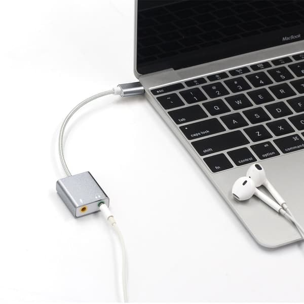\"QD\" Ulkoinen äänikortti USB-C - 3,5mm sisään ja ulos