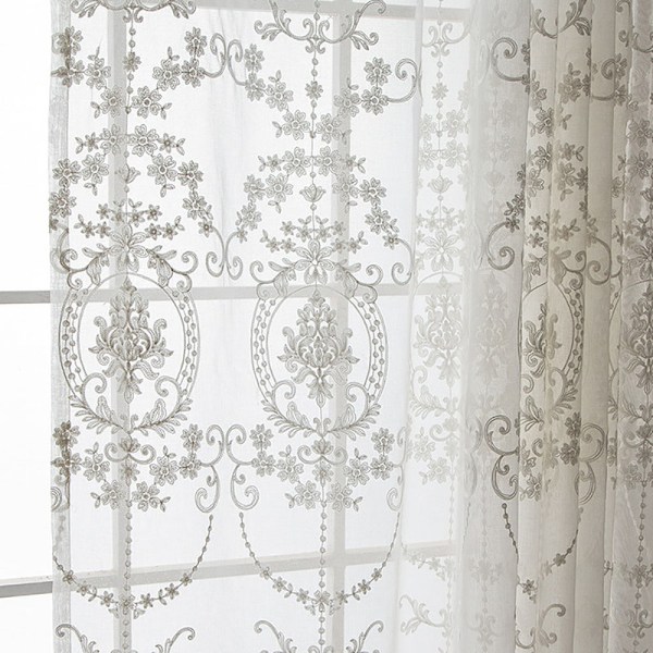 Broderede gardiner/halvtransparente