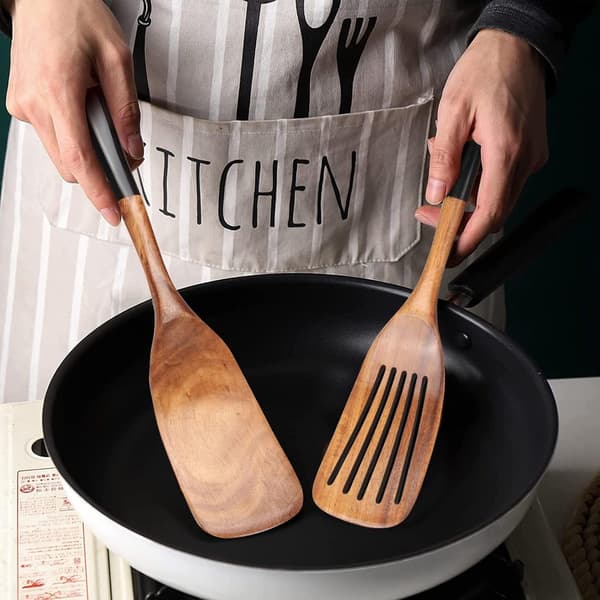 Träspatelset - 2 köksredskap, vändare och spatel i teak, säker för non-stick-beläggning