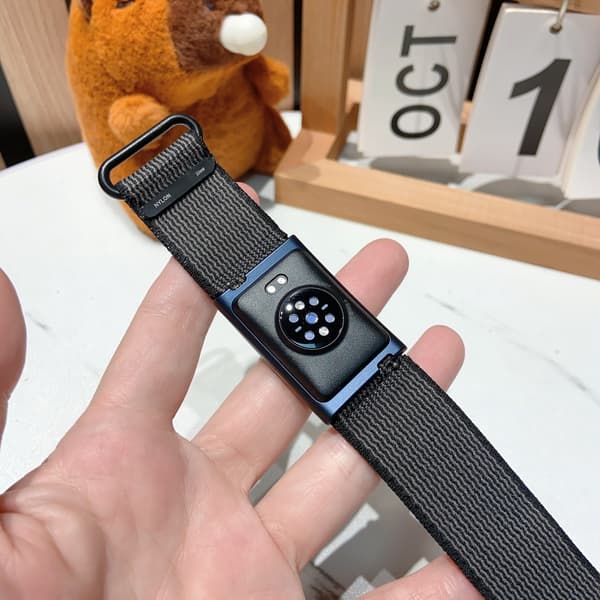 Nylon Loop-stropp Kompatibel med Amazfit Helio Ring / Band – Justerbart Hook & Loop Armbånd