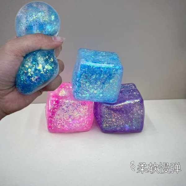 Aurora Ice Cube Squishy Legetøj – Strækbar Klemme Stressaflastende Sanselegetøj Violet