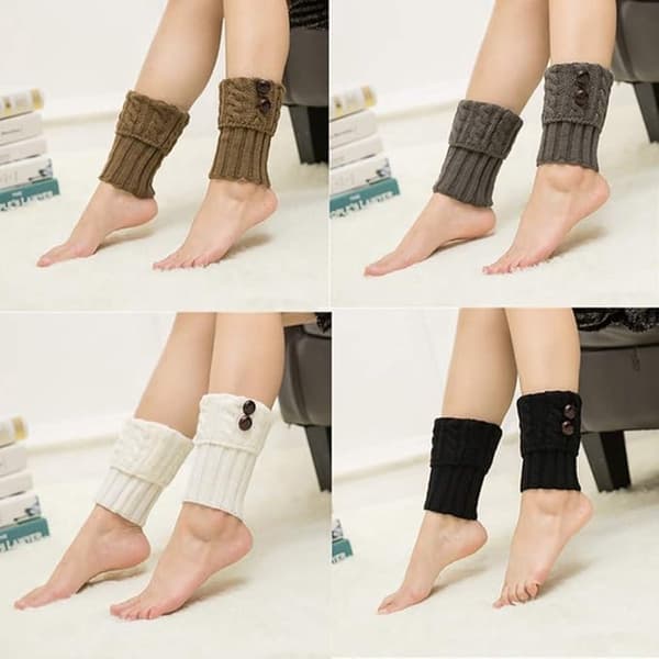 Benstrømper - 4 par kabelstrikkede støvlemanchetter - One Size mode benærmer til kvinder med knapper White / Black / Grey / Khaki One Size