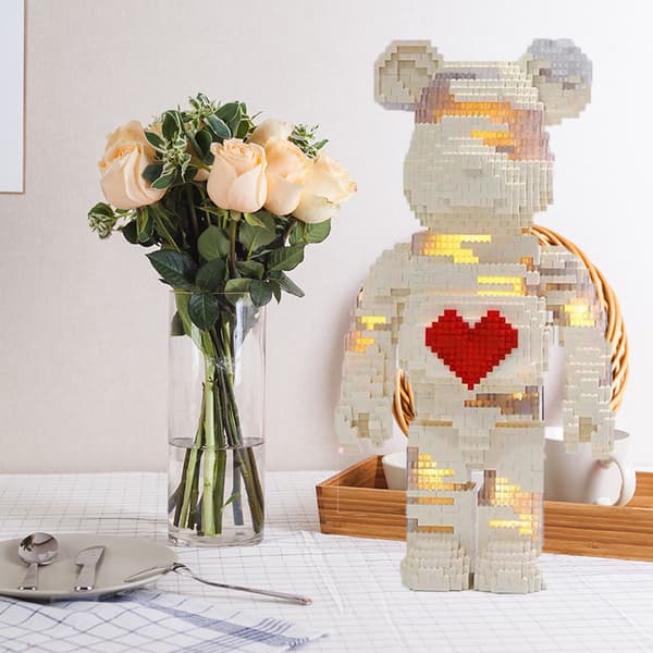 Micro Brick Bjørn Model – Kreativt Samlesæt Legetøj til Børn & Samlere *Rødt hjerte med lys*
