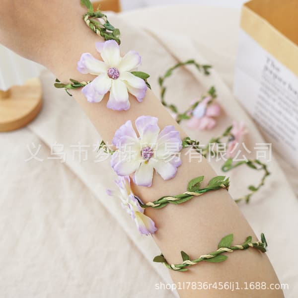 Boho Blommig Omlottarmband, Blomsterkrans i Skogsstil, Justerbart Handleds- och Pannbandsaccessoar White and purple two- [1 piece
