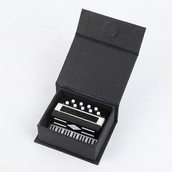 Miniature Harmonika med Æske Mini Instrument Replika Samleobjekter Miniature Dukkehus Model Hjem
