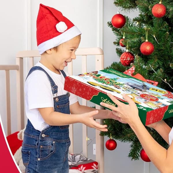 Adventskalender 2025, barnevogn, leker, små gaver