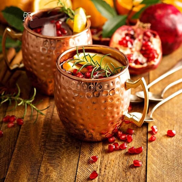 Moscow Mule muggar koppar Muggar cocktailkopp, cocktailglas perfekt för gin, vodka, öl och kalla drycker, 2 x kopparkoppar & 2 x sugrör/60ML