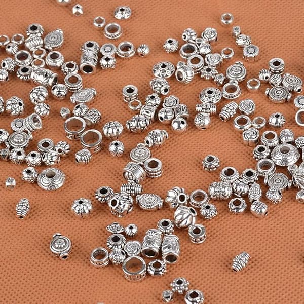 100g Antika tibetanska runda silverpärlor av metall (f2)