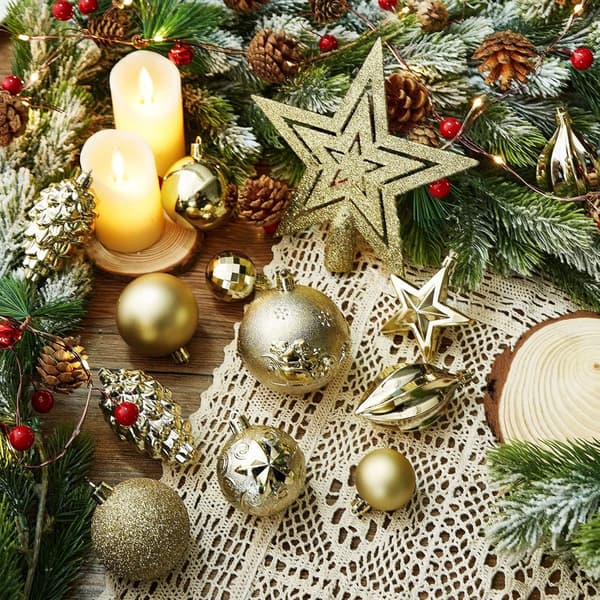 Julepyntsett i plast - 45 deler juletrepynt - Knusesikre kuler med stjerne og kuler 6/8 cm Silver
