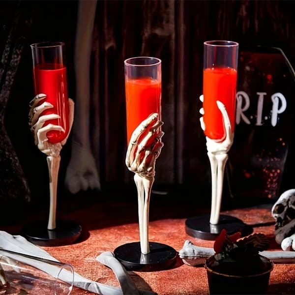 Retro Halloween Bæger Champagneglas Skelet Hånd Arm Design Plast Fest Bar Tilbehør 2 stk 3PCS