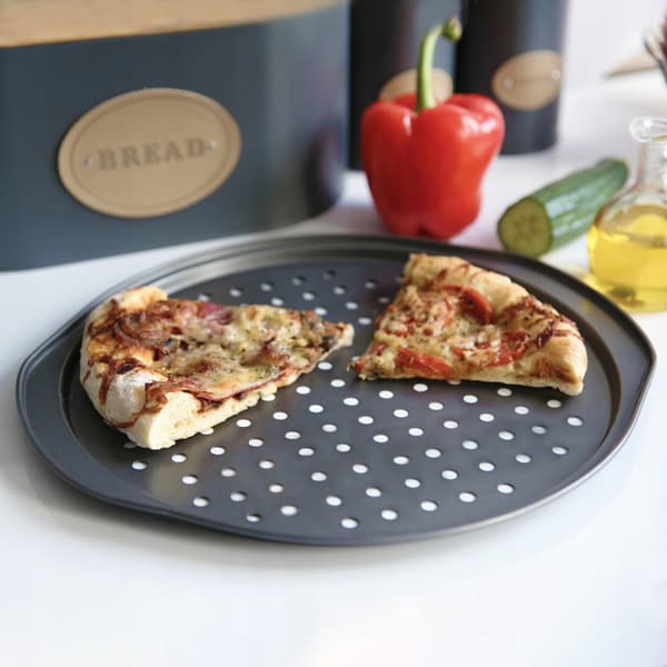 KADAX Rund pizzaplåt 31 cm perforerad plåt