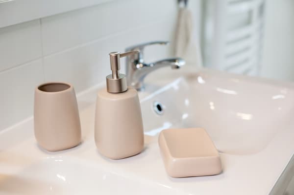 KADAX Dispenser för flytande tvål 400ml Keramikbehållare Beige