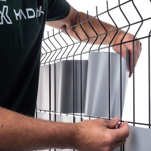 KADAX Hegnsafdækningstape til hegnspaneler, Hegn, UV-beskyttelse, 20 klips, 19x35M