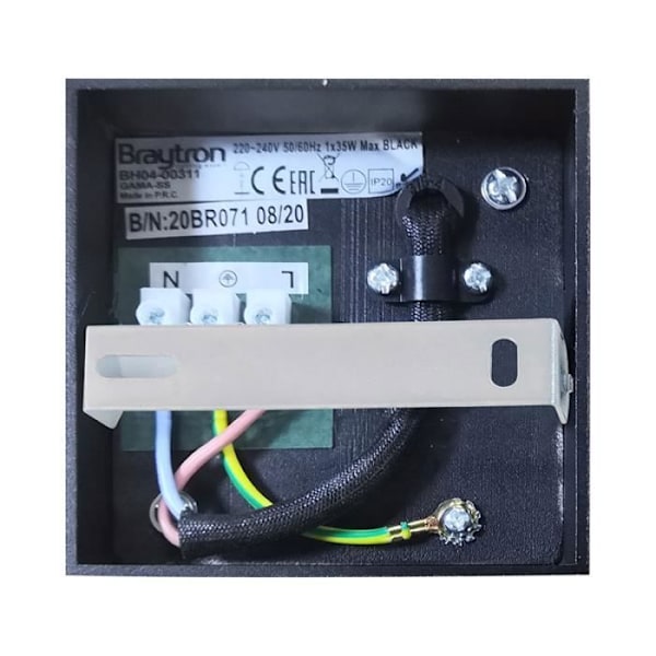 Taklampa i aluminium GAMA-8010E kvadratisk GU10 35W Svart Svart