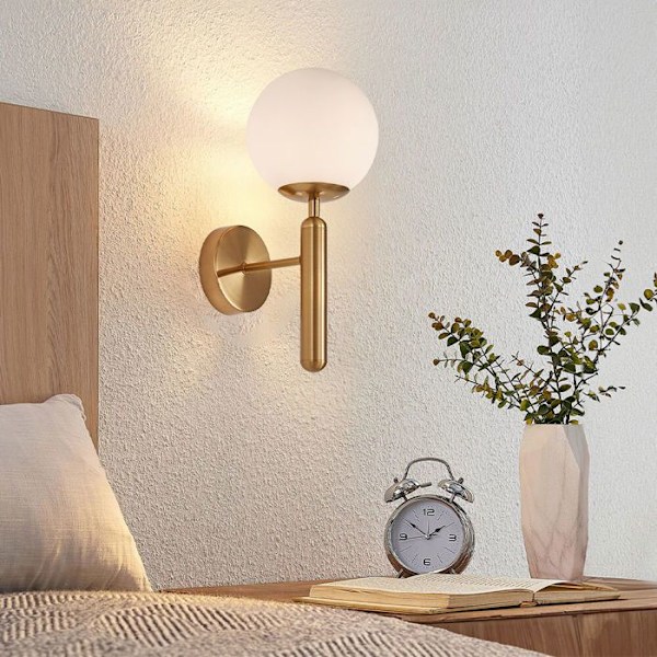 Vägglampa 1xG9 10W IP20 i opalglas – Guld finish