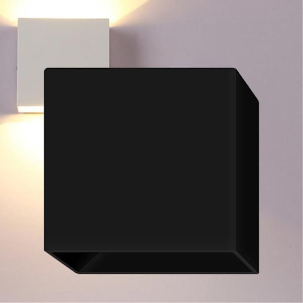 BRAYTRON VEKTA-A LED vägglampa, svart, 4W, 230lm Svart