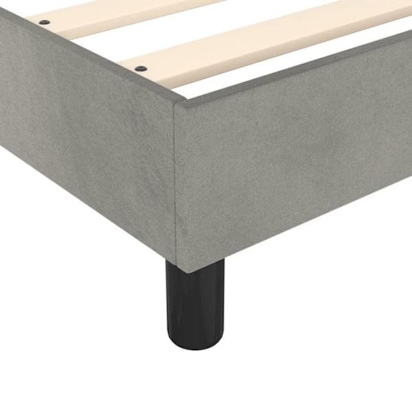 Sengebunde med lameller på fodramme 180 x 200 lys grå fløjl