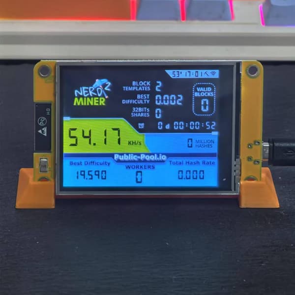 Ny Nerdminer V3 2,8-tums BTC Solo Lottery Nerd Miner Crypto Solo Mining Machine