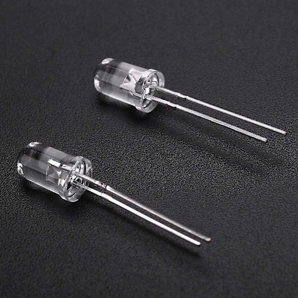 100 kpl 5 mm lämmin valkoinen LED-diodivalot DC 3V 20mA polttimot elektroniset komponentit valodiodit --(WR)