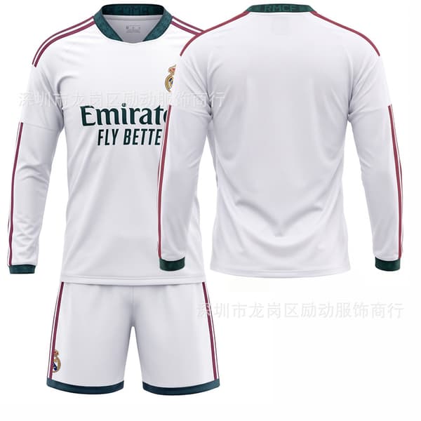Langærmet fodboldtrøje efterår vinter sæt 7 10 Vinicius Ronaldo Real Madrid Size 10 with socks #twenty two
