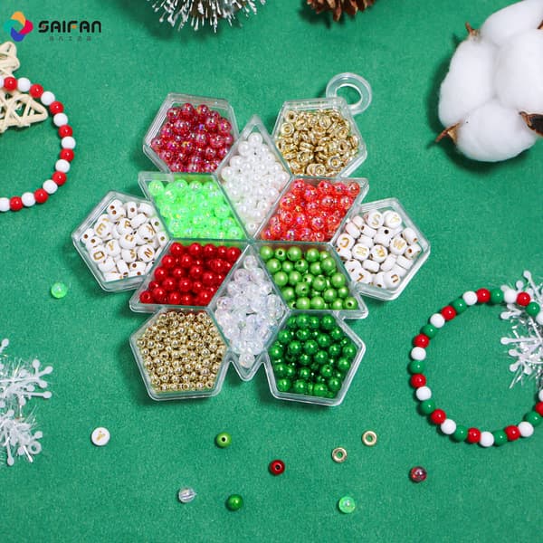 Jul DIY Armband Set Julgran Pärlkit Oregelbundet Formad Låda (approximately 710 pieces)