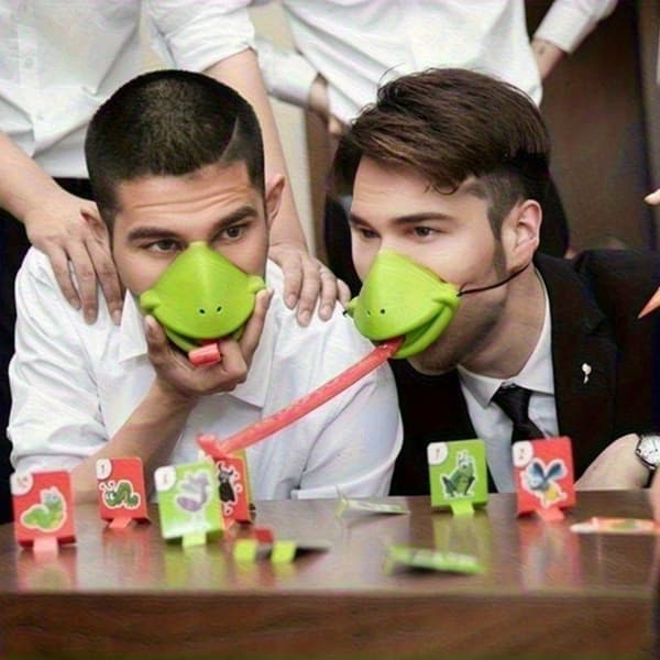 Lisko Suu Tarrapeli Setti 2 Maskilla ja 20 Kortilla 1 Set