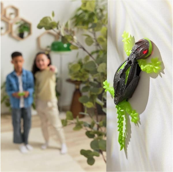 Wall Climbing Gecko, Rechargeable Remote Control Robot Toy, Climbs on Walls, Wall Gecko (f368)