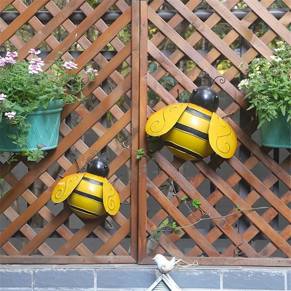 Sæt med 4 Metal Humlebi Havevægdekoration Bi-form 3D Skulptur