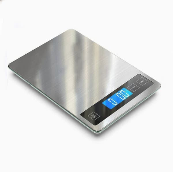 Digital køkkenvægt med tarafunktion, 5 kg kapacitet, USB-opladning, rustfrit stål, sølv