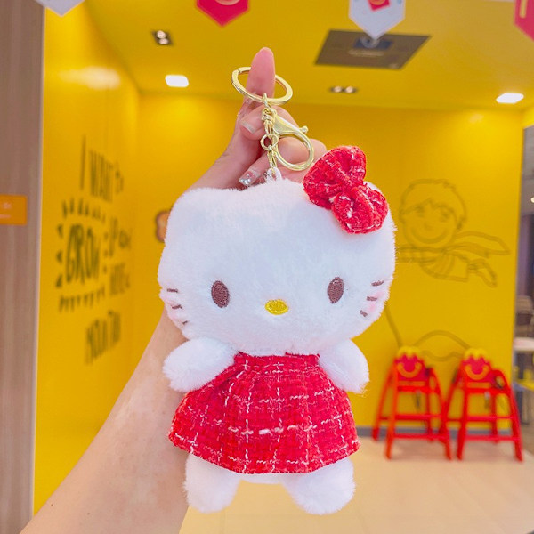 Tecknad Kuromi docka skolväska hänge docka plyschleksak par nyckelring väska hänge Plush Chanel KT Cat-Red 11cm (with keychain)